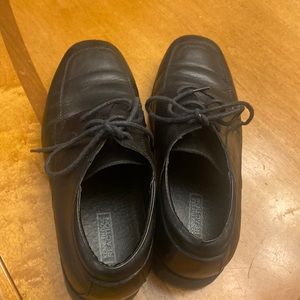 Kenneth Cole dress shoes